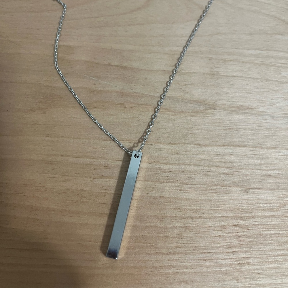 Handmade sterling silver necklace with pendant